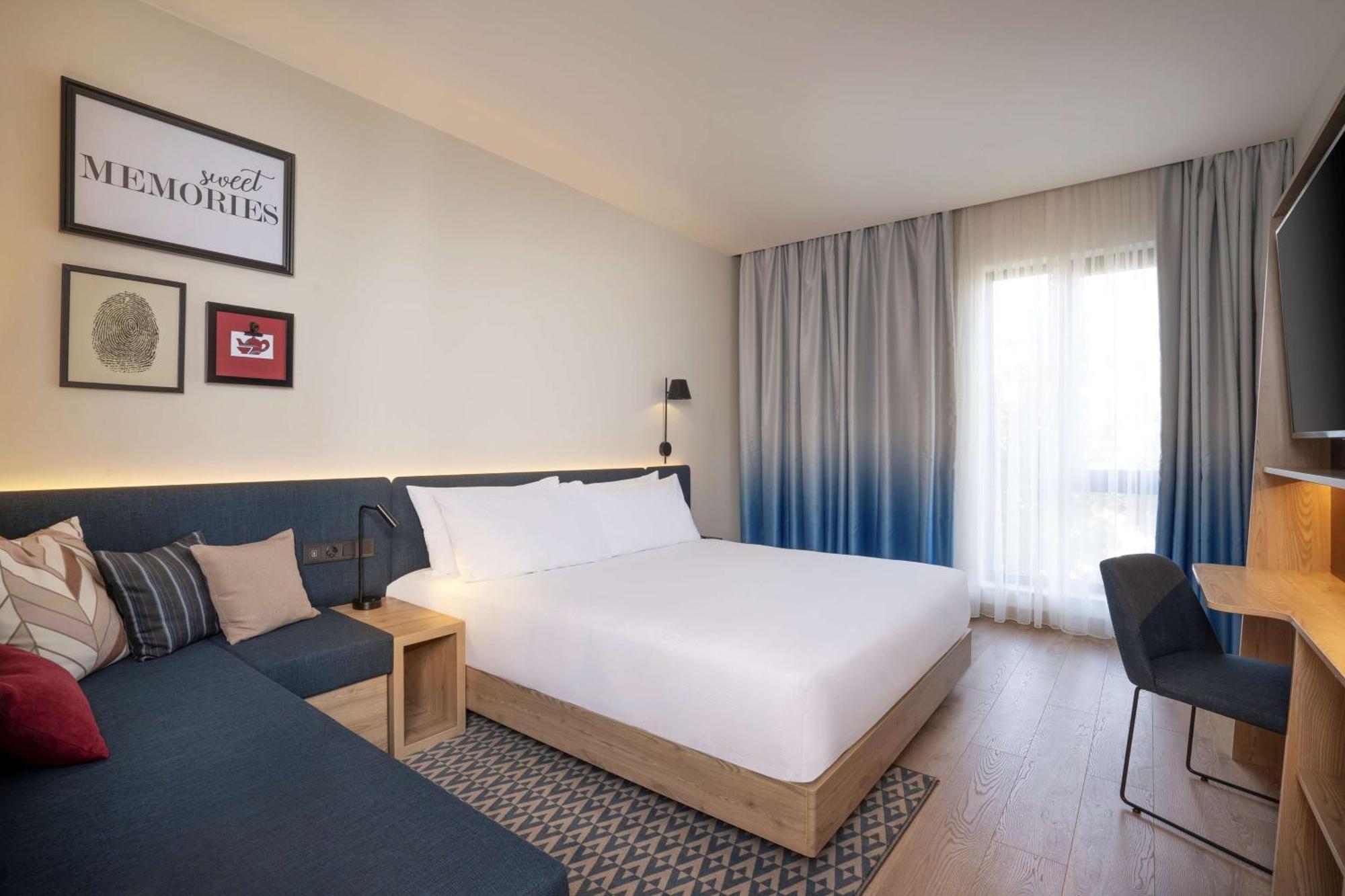Hampton By Hilton Tashkent Hotel Eksteriør billede